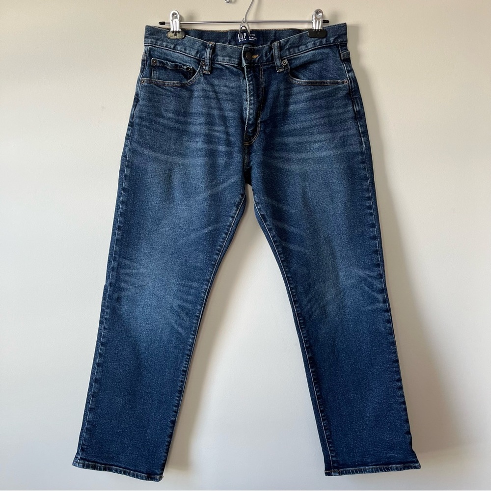 Gap Men's Slim Straight Jeans Size 32 - Classic Wash
